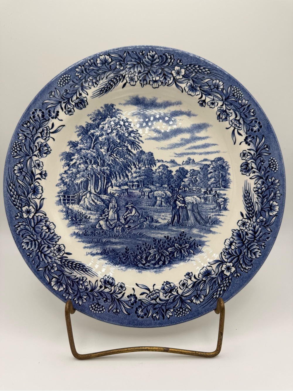 Churchill Blue and White Scenic Transferware Dinner Plate - Classic Tableware